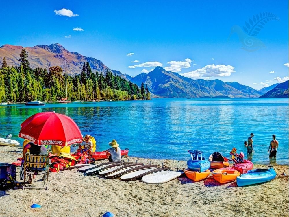 Queenstown Lake Wakatipu and Remarkables at dusk