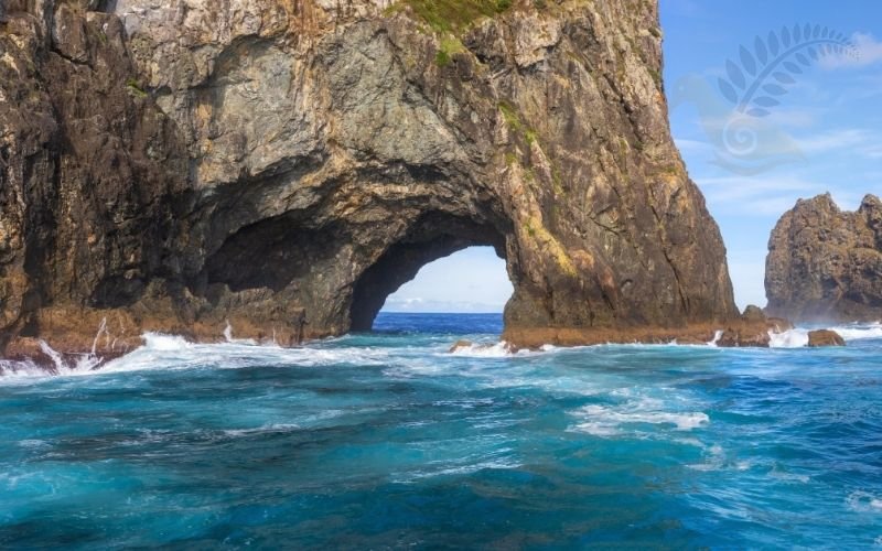 Hole in the Rock Piercy Island