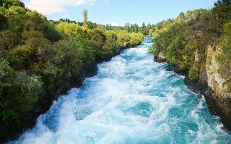 Fly fishing Lake Taupo New Zealand