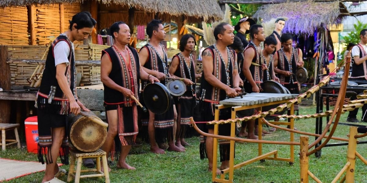 Māori cultural performance and hangi Rotorua