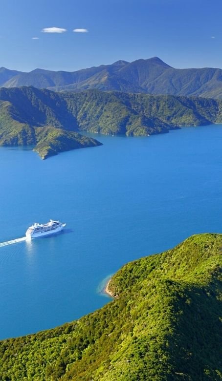 Private Charter Through the Marlborough Sounds